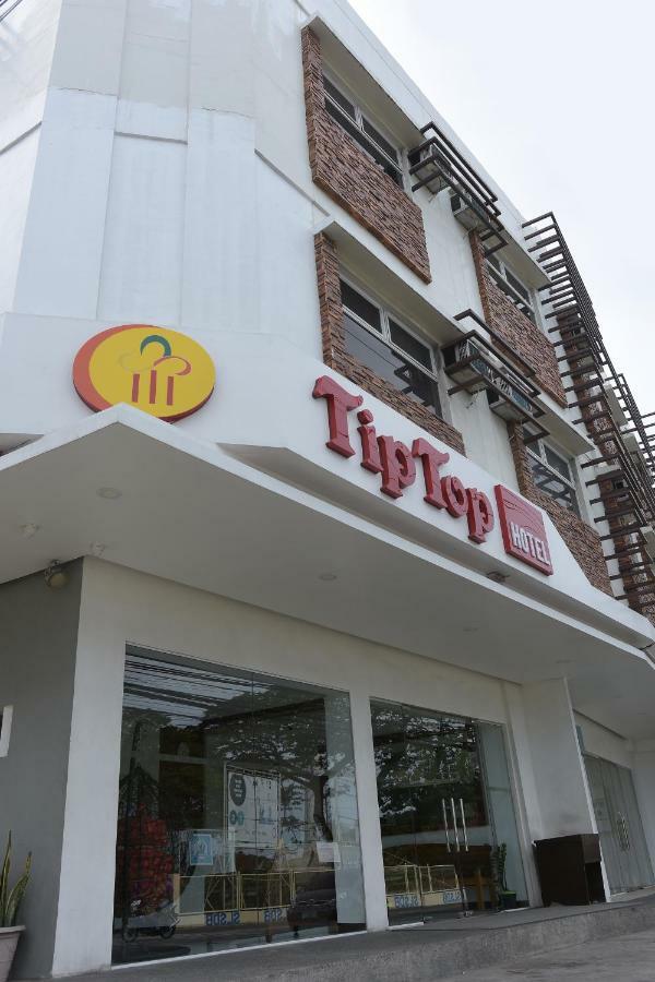 Tiptop Tower Suite Inn Dumaguete City Buitenkant foto